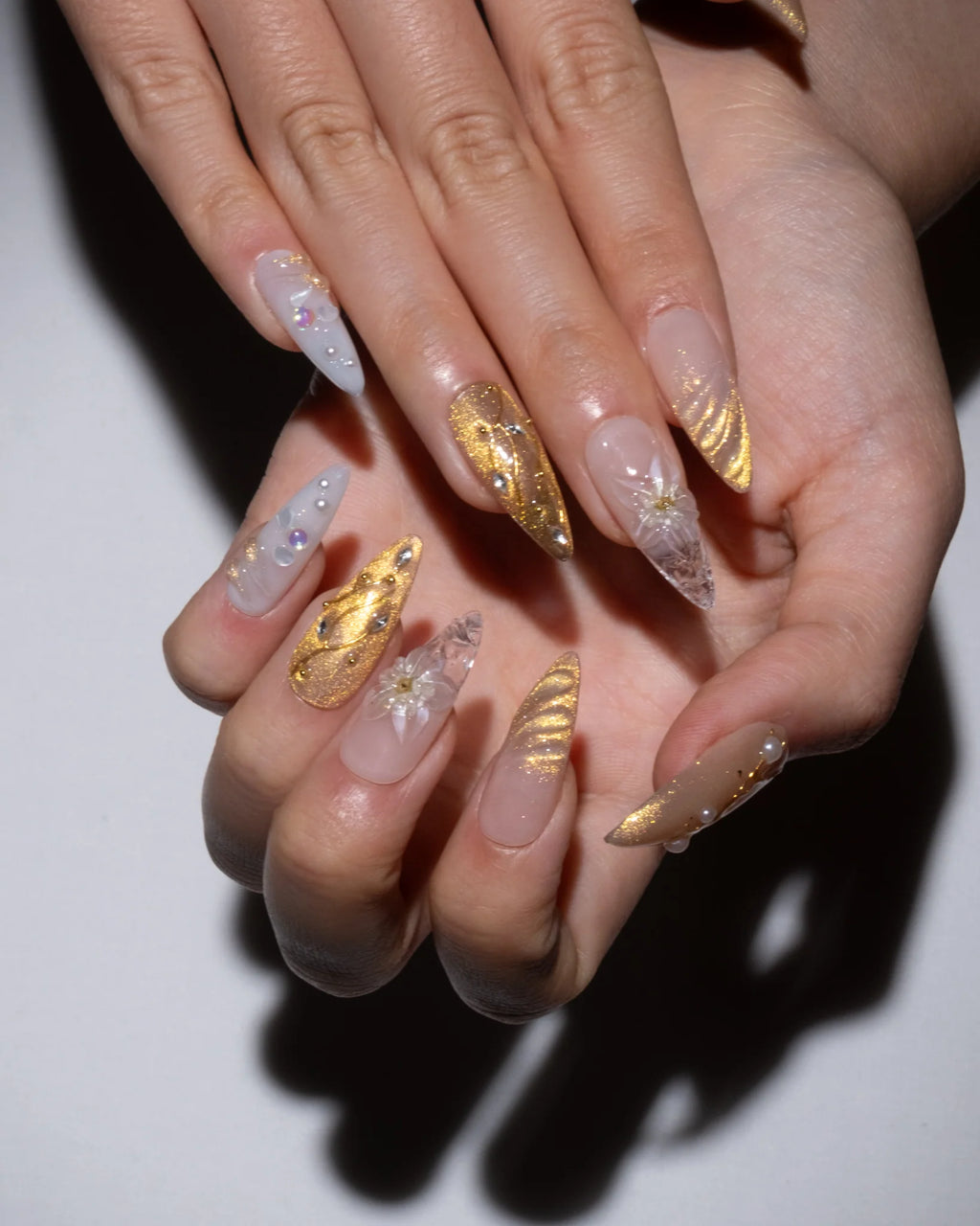 GOLDEN SANDS